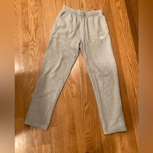 Nike sweat pants size small